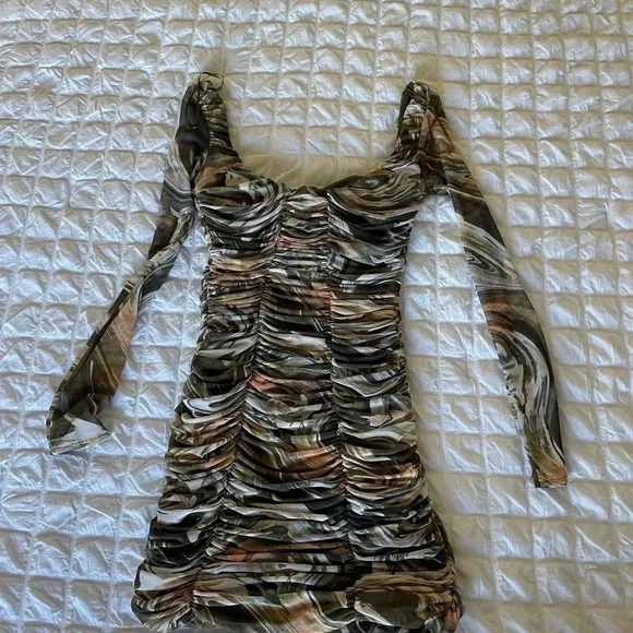 Zara Ruched mesh bodycon mini dress - Picture 5 of 11